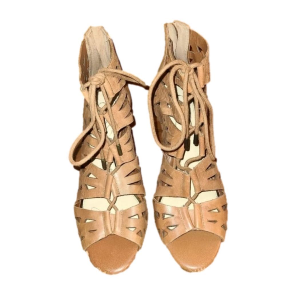 Jessica Simpson Tan Lace Up Shoes- Heels- Size 8.5 - Picture 3 of 6